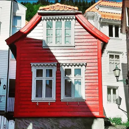 Central, Lovely With A Unique View Διαμέρισμα