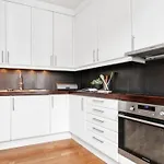 Central, Lovely With A Unique View Apartment *