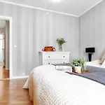 Apartment Central, Lovely With A Unique View