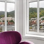Appartement Central, Lovely With A Unique View *