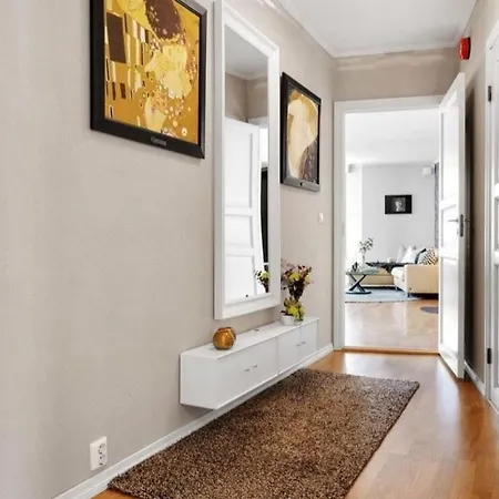 Central, Lovely With A Unique View Apartman Bergen