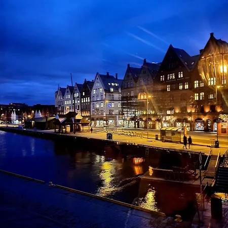 Central, Lovely With A Unique View * Bergen