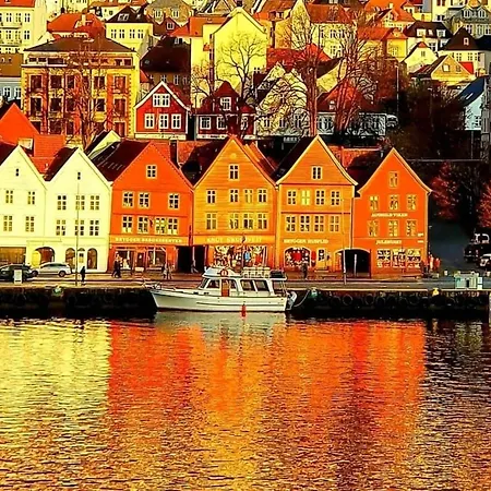 Central, Lovely With A Unique View Apartman