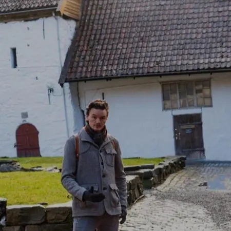 Central, Lovely With A Unique View