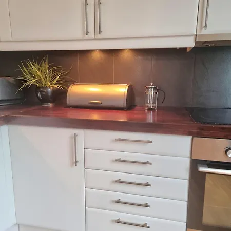 Central, Lovely With A Unique View *