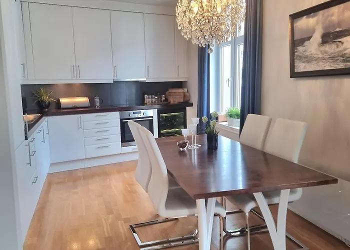 Central, Lovely With A Unique View Appartement